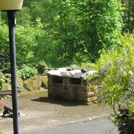 Auf Dem Roten Fels Appartement Hoeheinoed
