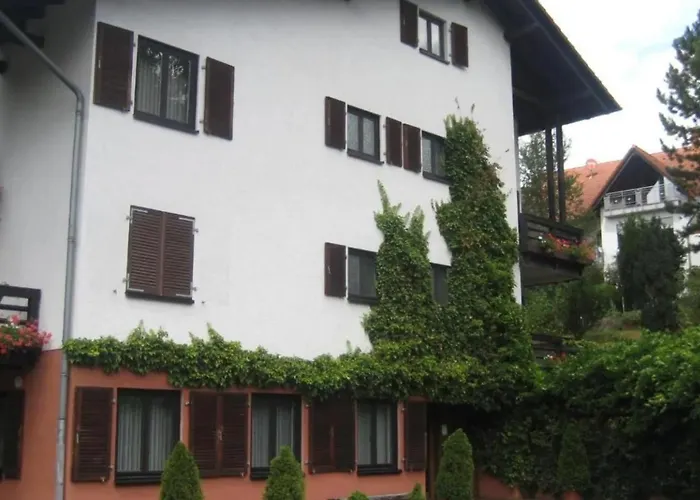 Auf Dem Roten Fels *