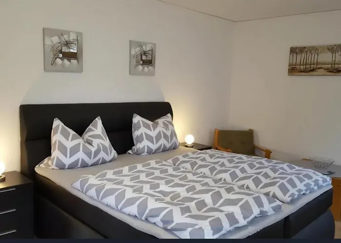 Apartment Auf Dem Roten Fels Hoeheinoed